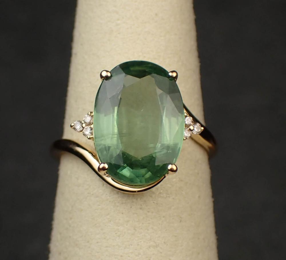 GREEN KYANITE, DIAMOND AND GOLD