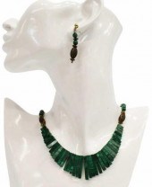 GREEN MALACHITE BEADED NECKLAC