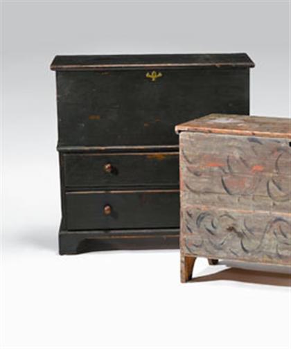 Green-painted blanket chest   