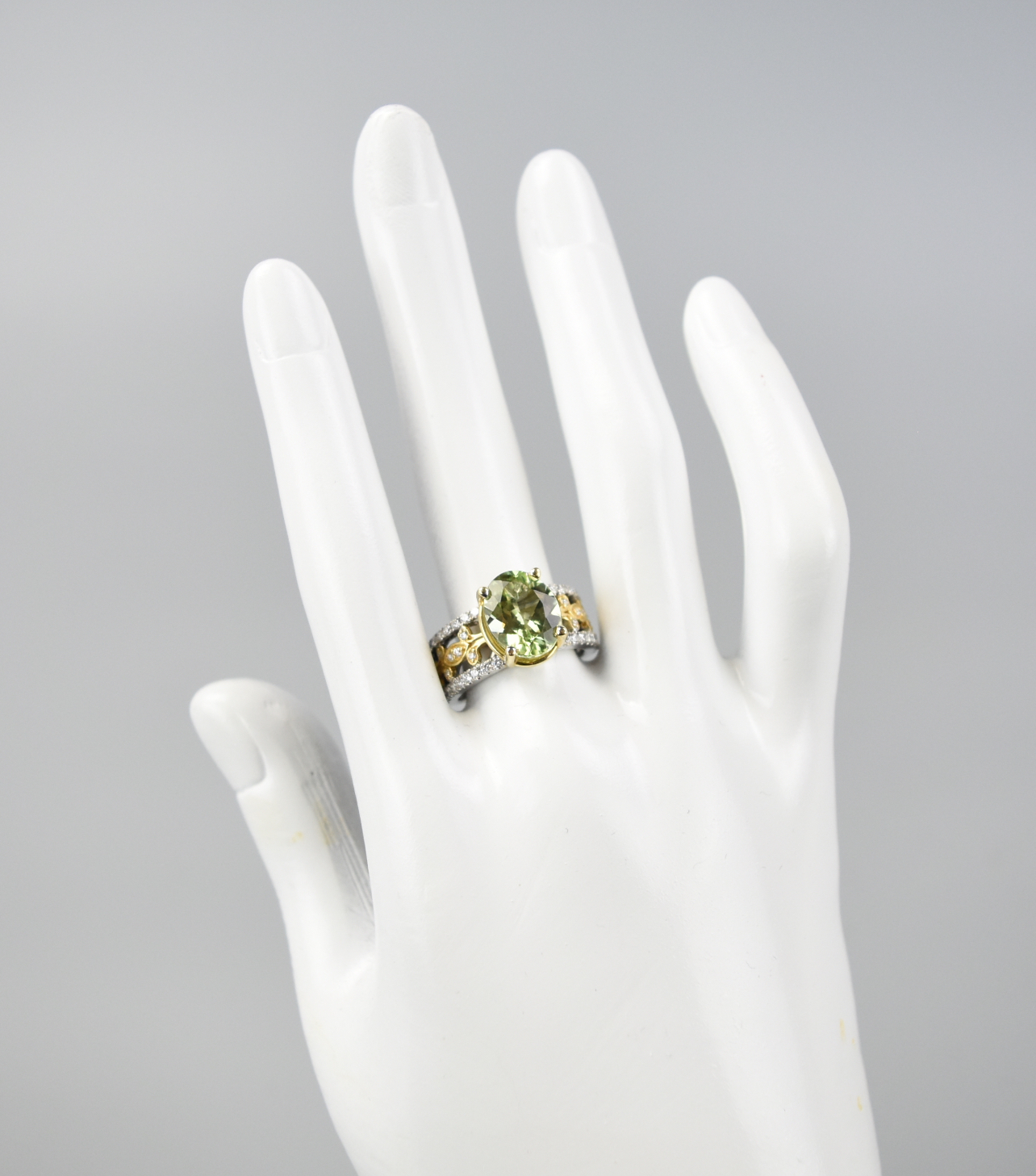 GREEN TOURMALINE & DIAMOND RING