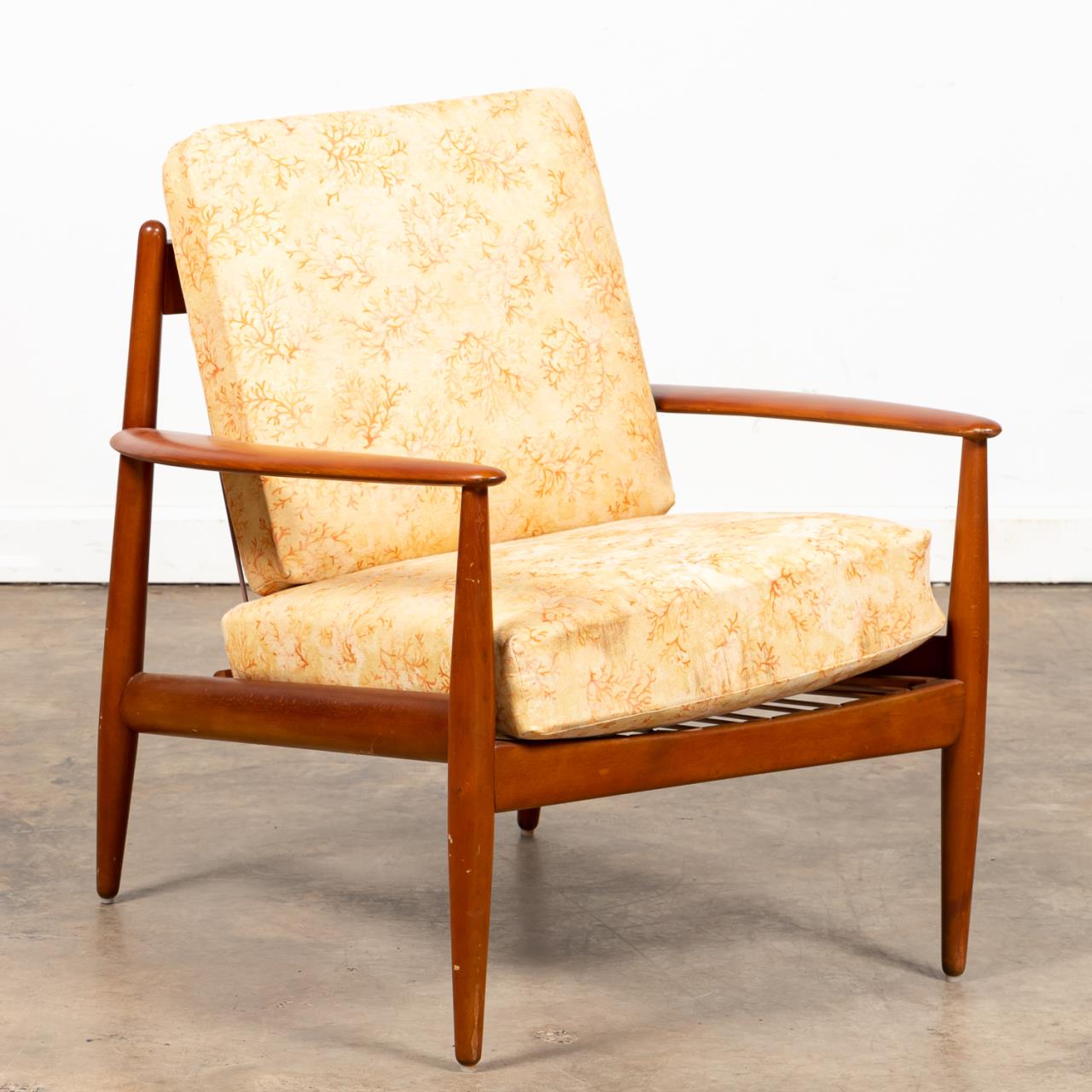 GRETE JALK FOR JOHN STUART INC