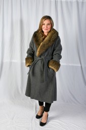GREY CASHMERE COAT WITH FOX FU