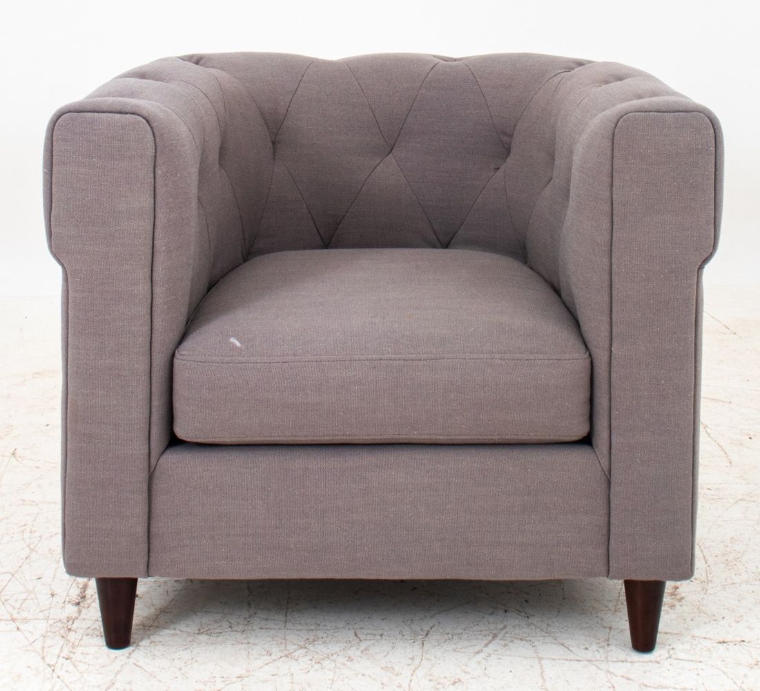 GREY UPHOLSTERED CHESTERFIELD STYLE