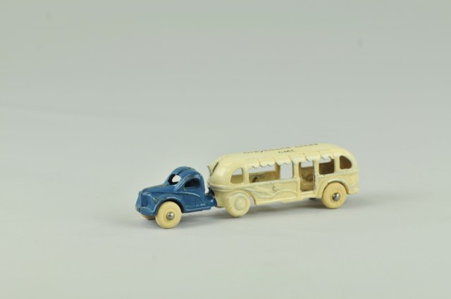 GREYHOUND BUS Arcade cast iron
