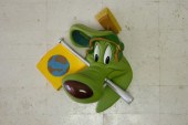 GROUP, 12 LOONEY TUNES L.E. 3-