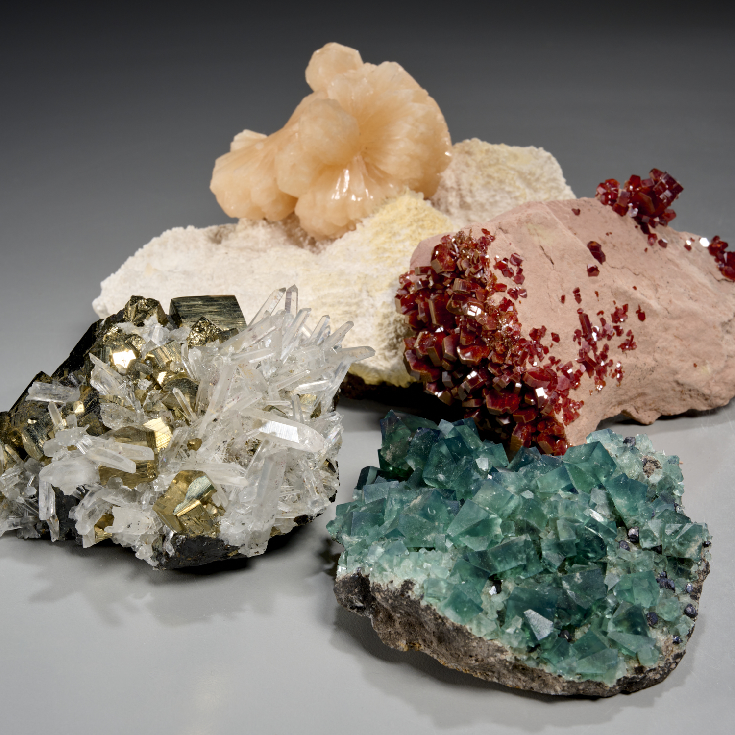 GROUP (4) MINERAL SPECIMENS
