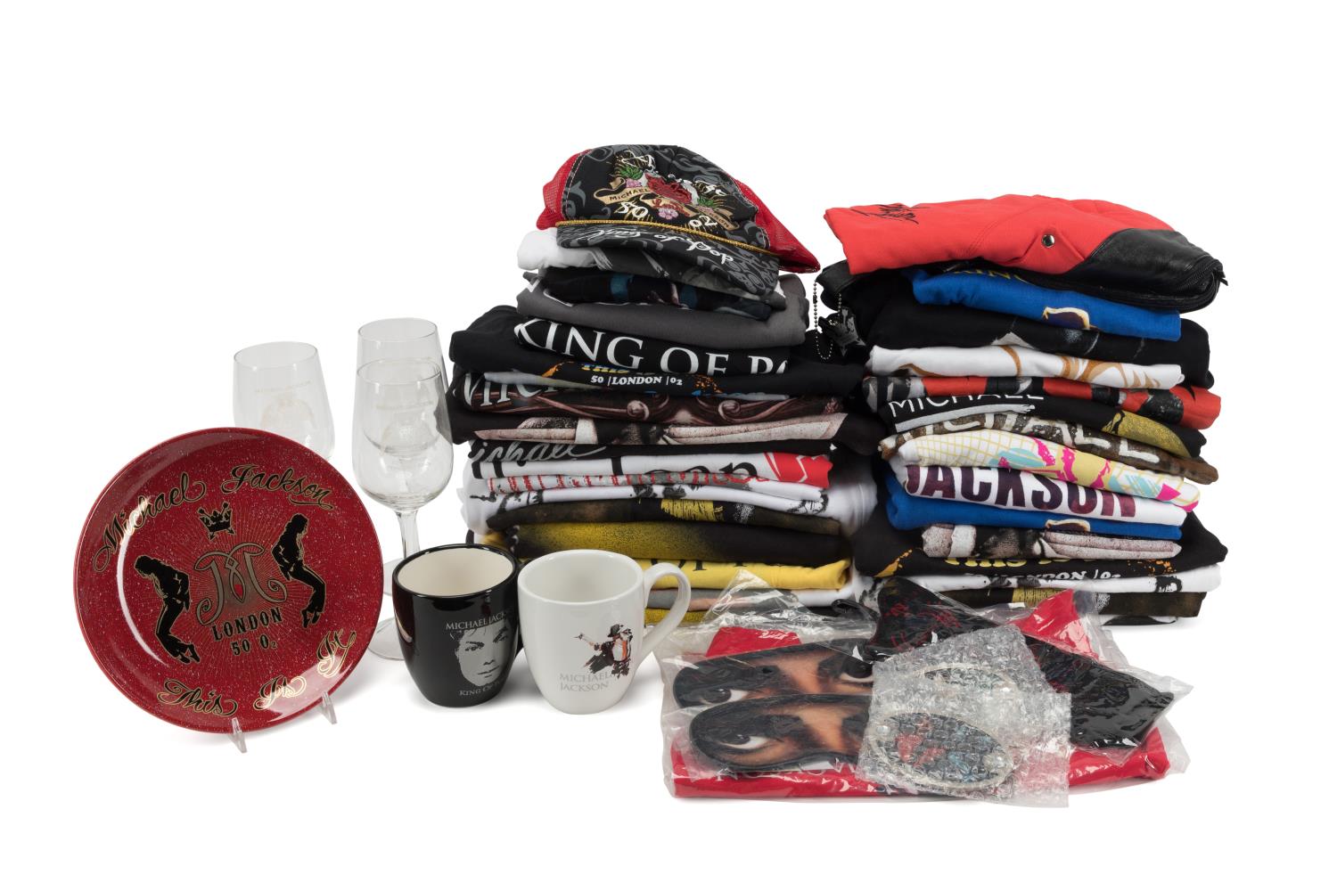 GROUP, 50+ MICHAEL JACKSON T-SHIRTS