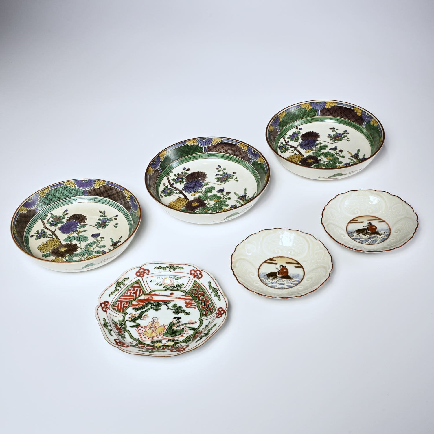 GROUP (6) JAPANESE PORCELAINS, INCL