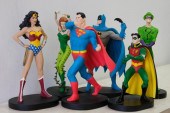 GROUP, 6 WARNER BROS. SUPER HE