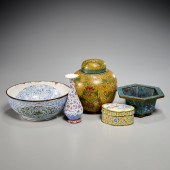 GROUP ANTIQUE CHINESE & PERSIA