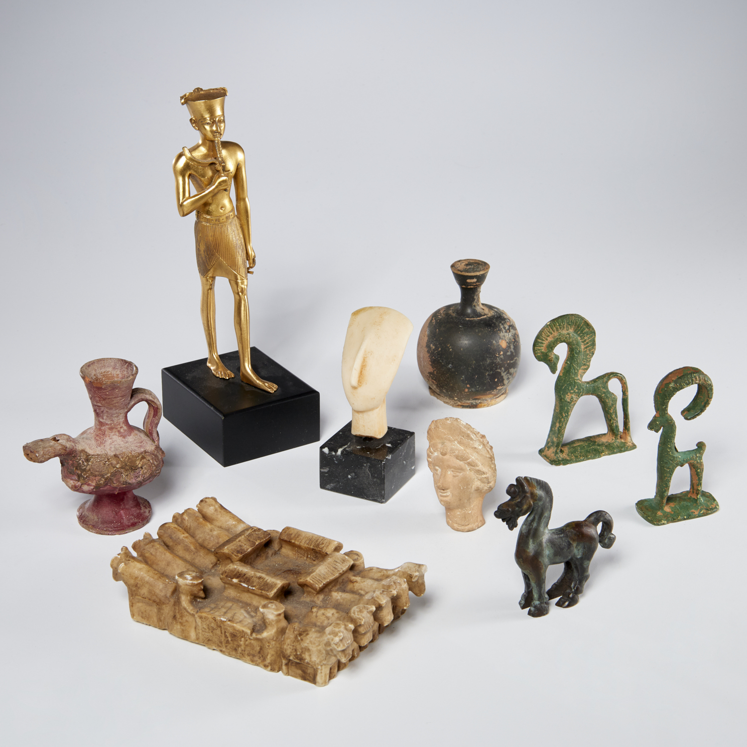 GROUP ANTIQUITIES AND REPRODUCTIONS
