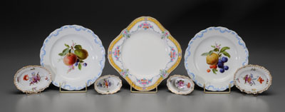 Group assorted porcelains: nine
