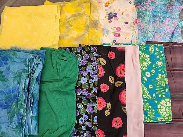 Group includes 11 different vintage
