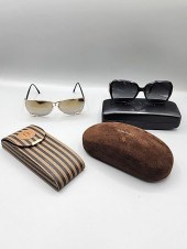Group includes two pairs of vi