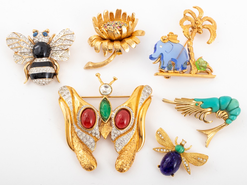 GROUP LOT OF GOLD-TONE COSTUME