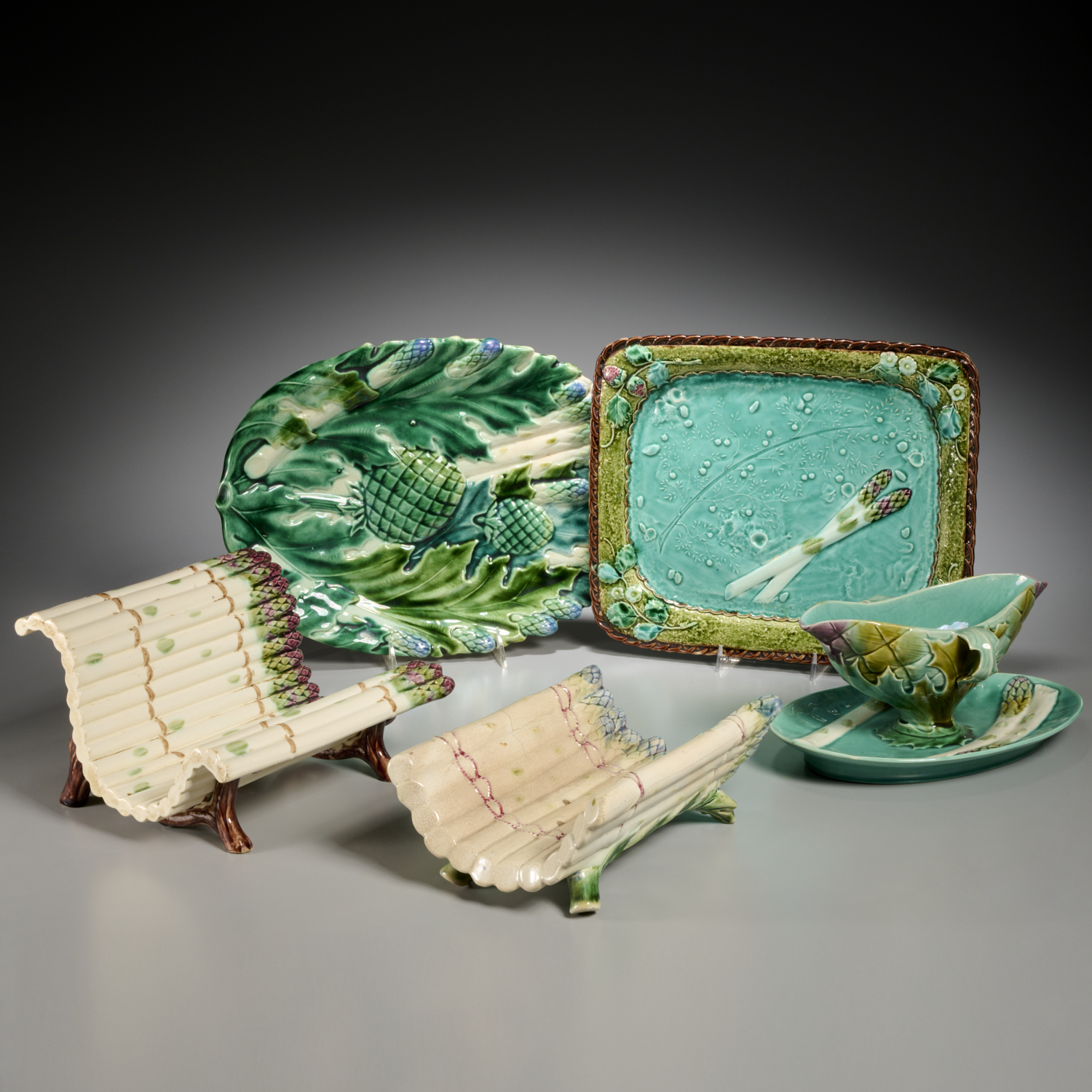 GROUP MAJOLICA ASPARAGUS SERVING