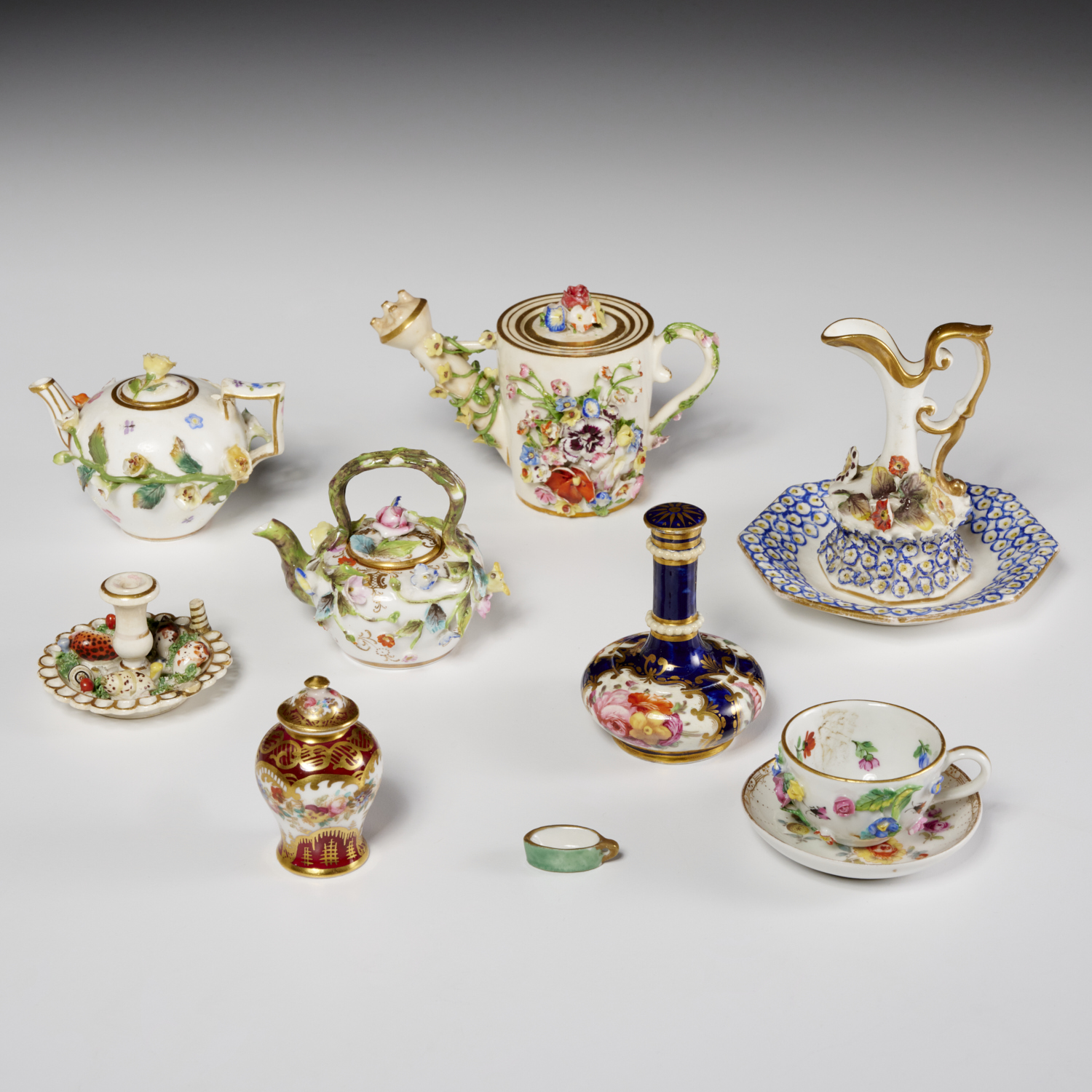 GROUP MINIATURE PORCELAINS, INCL.
