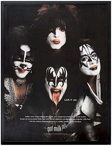 GROUP OF 10 KISS CONCERT AND