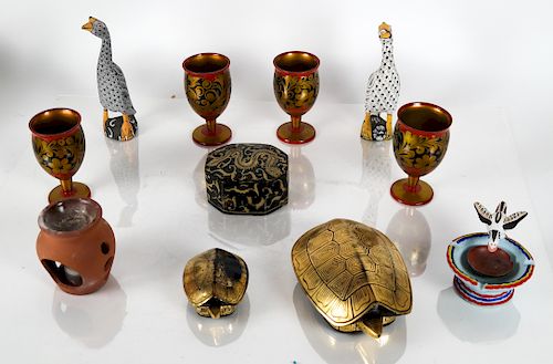 GROUP OF 11 ITEMS, INCLUDING