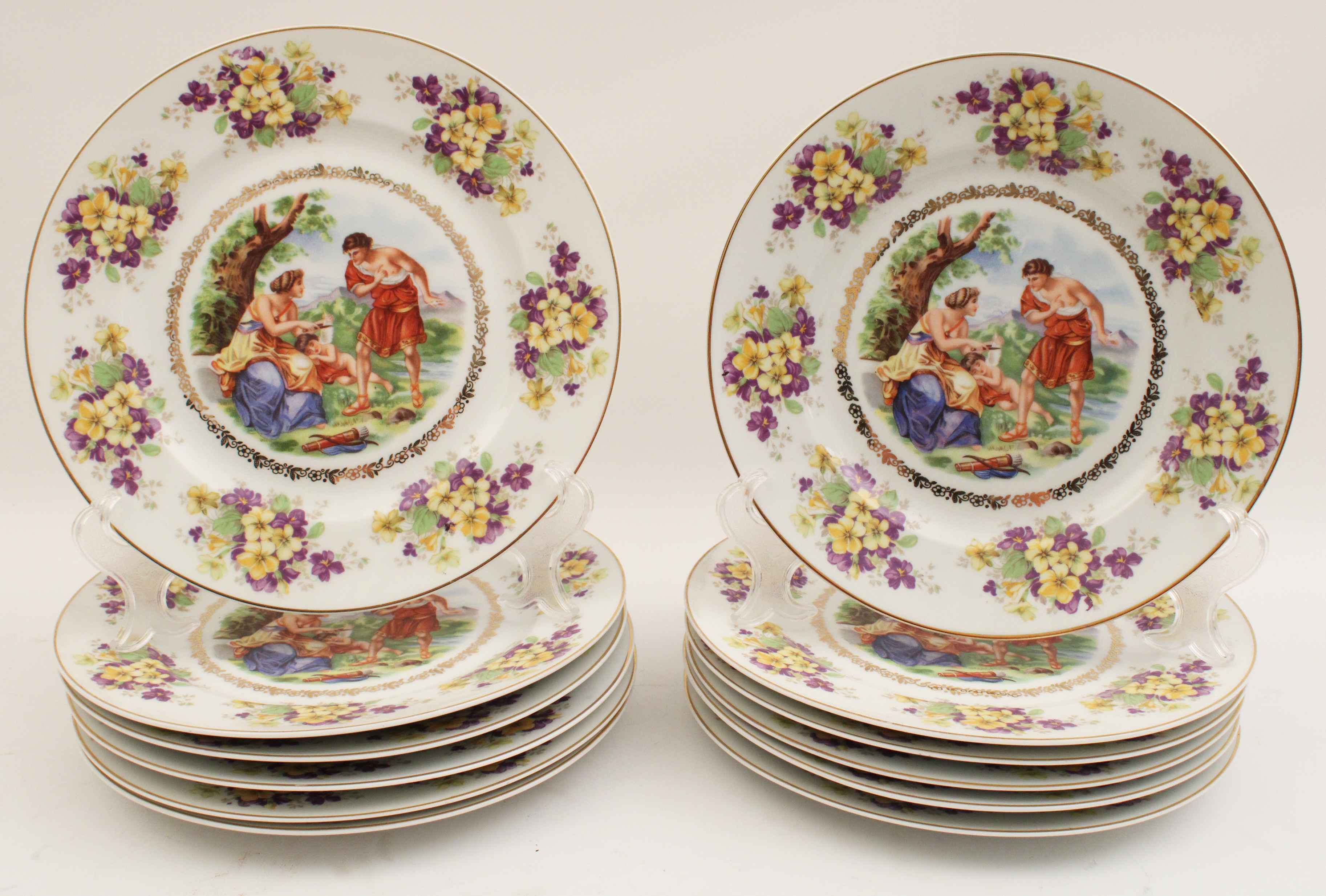 GROUP OF 12 BAVARIAN PORCELAIN