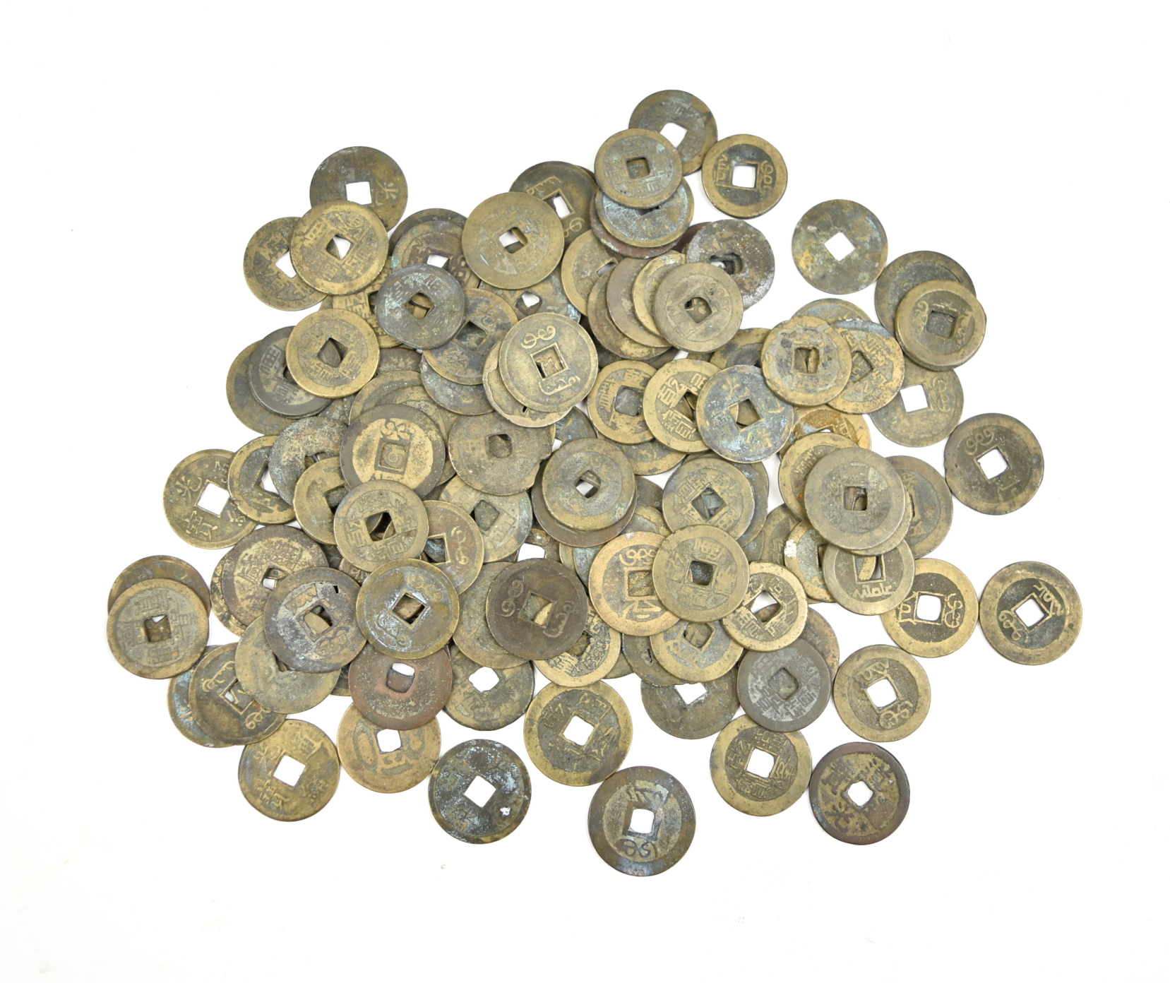 GROUP OF 126 PIECE CHINESE