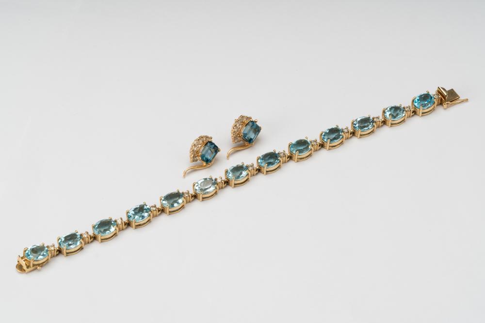 GROUP OF 14 KARAT YELLOW GOLD, BLUE