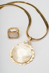 GROUP OF 14 KARAT YELLOW GOLD