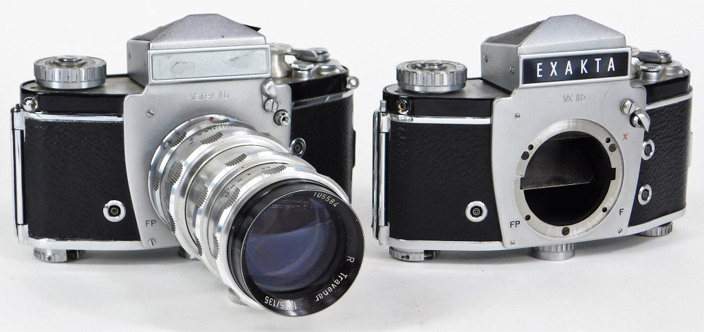 GROUP OF 2 IHAGEE EXAKTA SLR