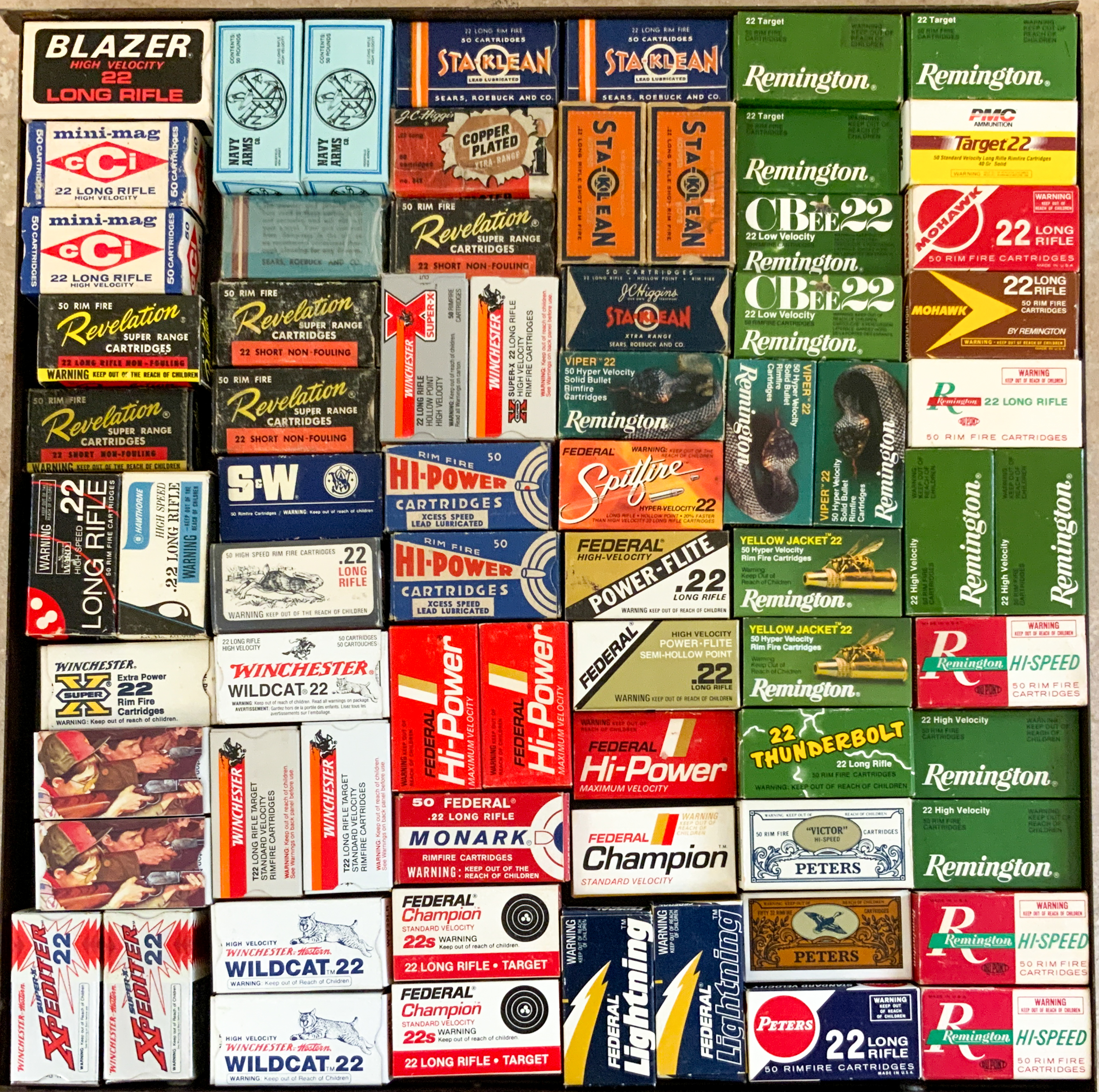 GROUP OF 22 RIMFIRE CARTRIDGES IN