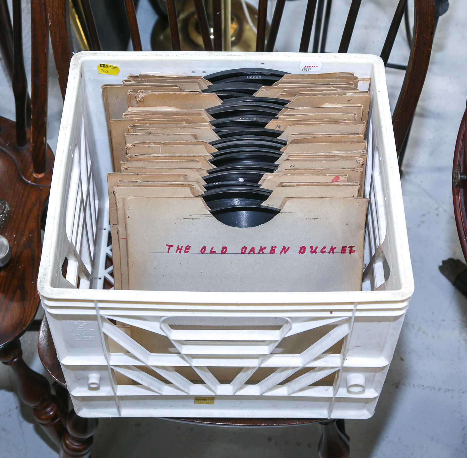 GROUP OF 24 EARLY EDISON DISK