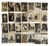 GROUP OF 28 EARLY MONOCHROMATI
