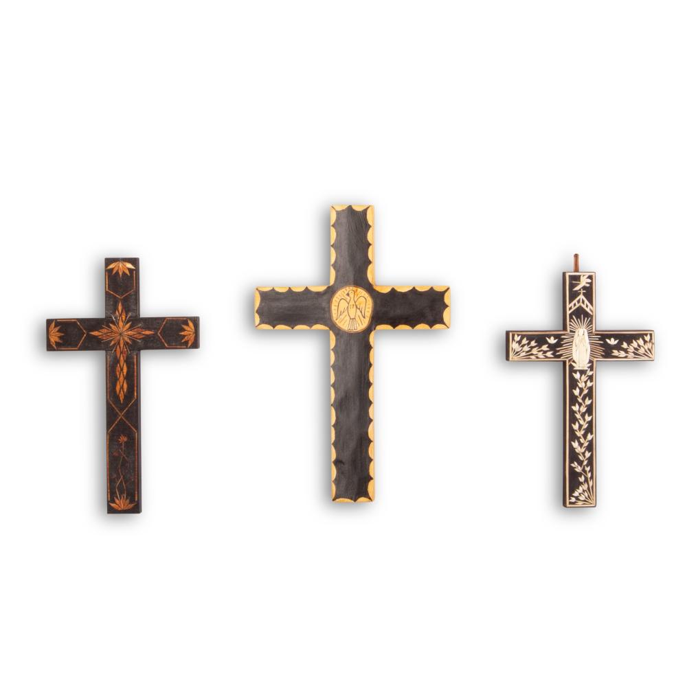 GROUP OF 3 CROSSES: WOODEN CROSS,