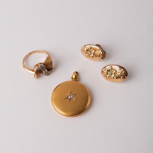 GROUP OF 3 GOLD DIAMOND JEWELRY