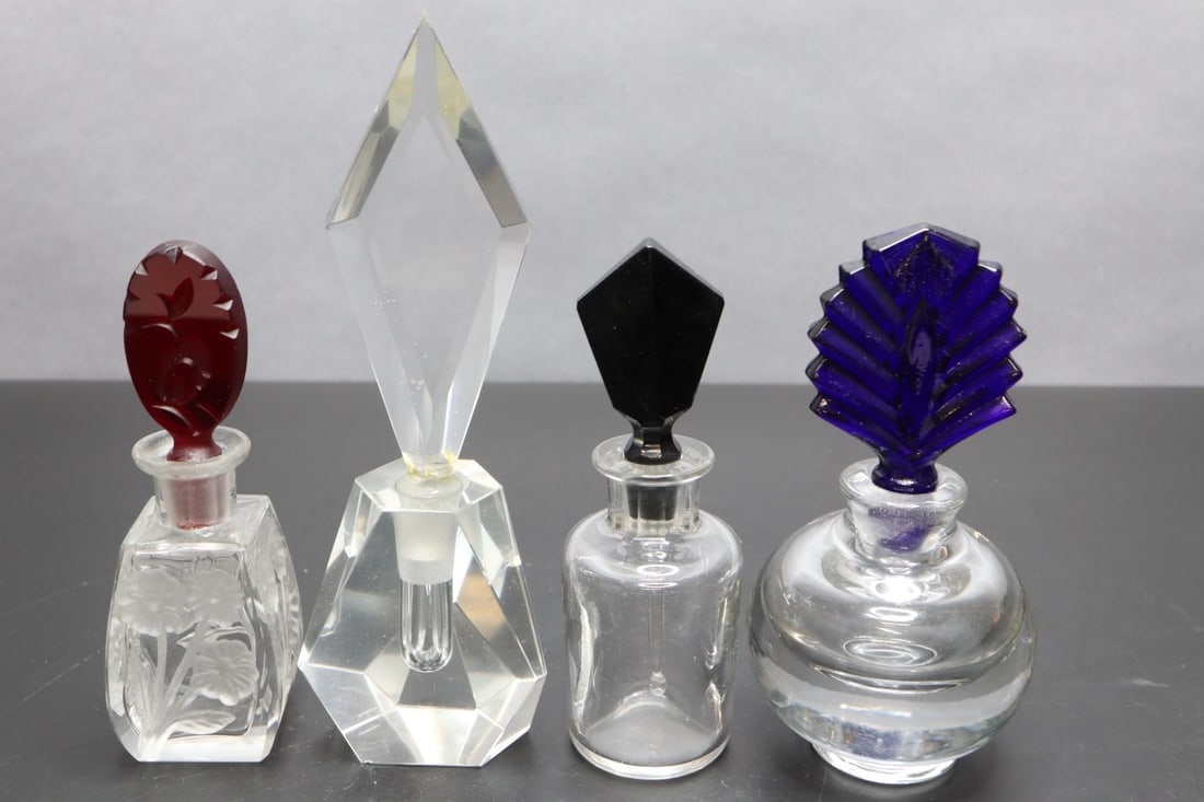 GROUP OF 4 ART DECO PERFUME BOTTLES