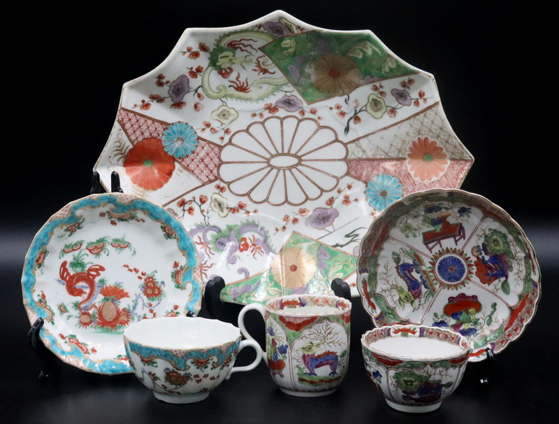 GROUP OF 4 WORCESTER PORCELAIN
