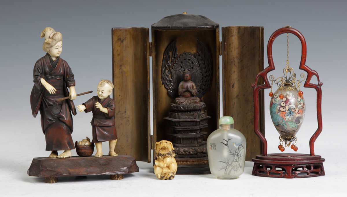 Group of 5 Asian Items L to R: