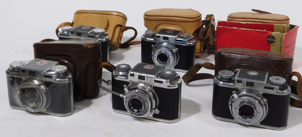 GROUP OF 5 BOLSEY CAMERAS Group