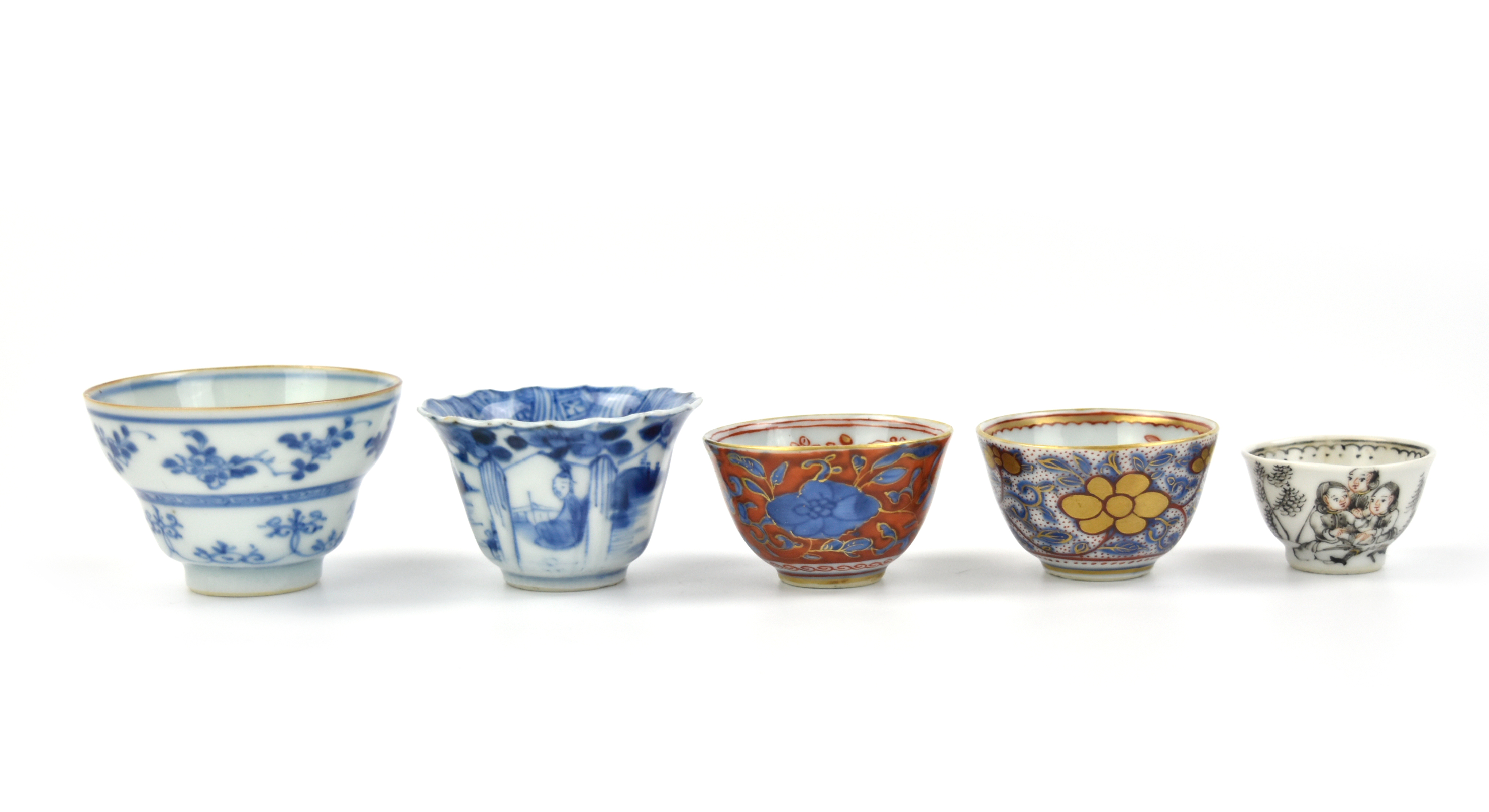 GROUP OF 5 PORCELAIN CUPS, KANGXI