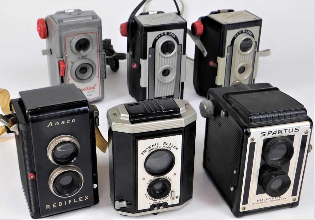 GROUP OF 6 TLR CAMERAS #2 Group