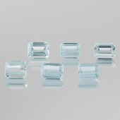 GROUP OF 6 UNMOUNTED AQUAMARIN