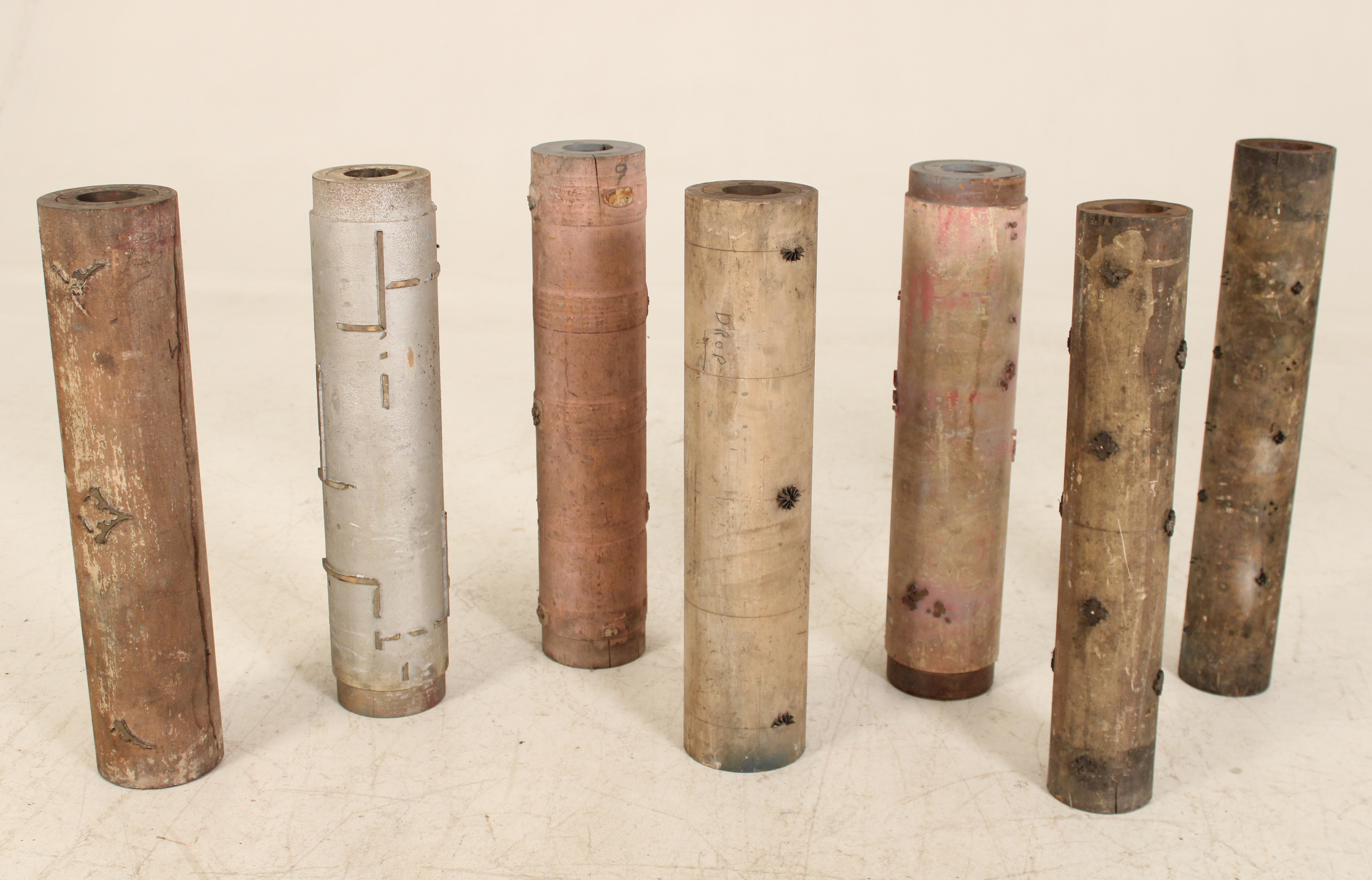GROUP OF 7 JCHINESE WOODEN