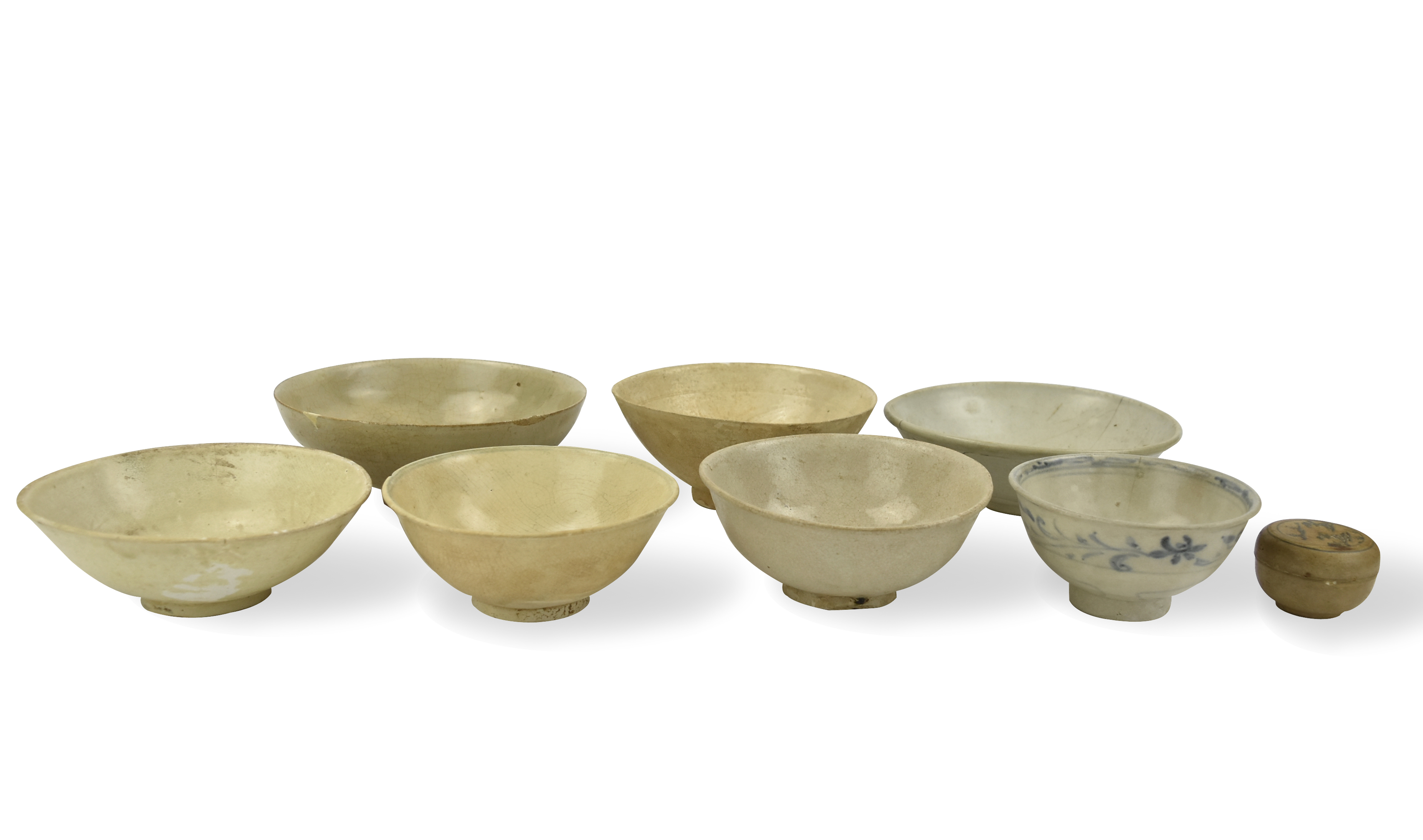 GROUP OF 8 CHINESE SHIPWRECK BOWL &