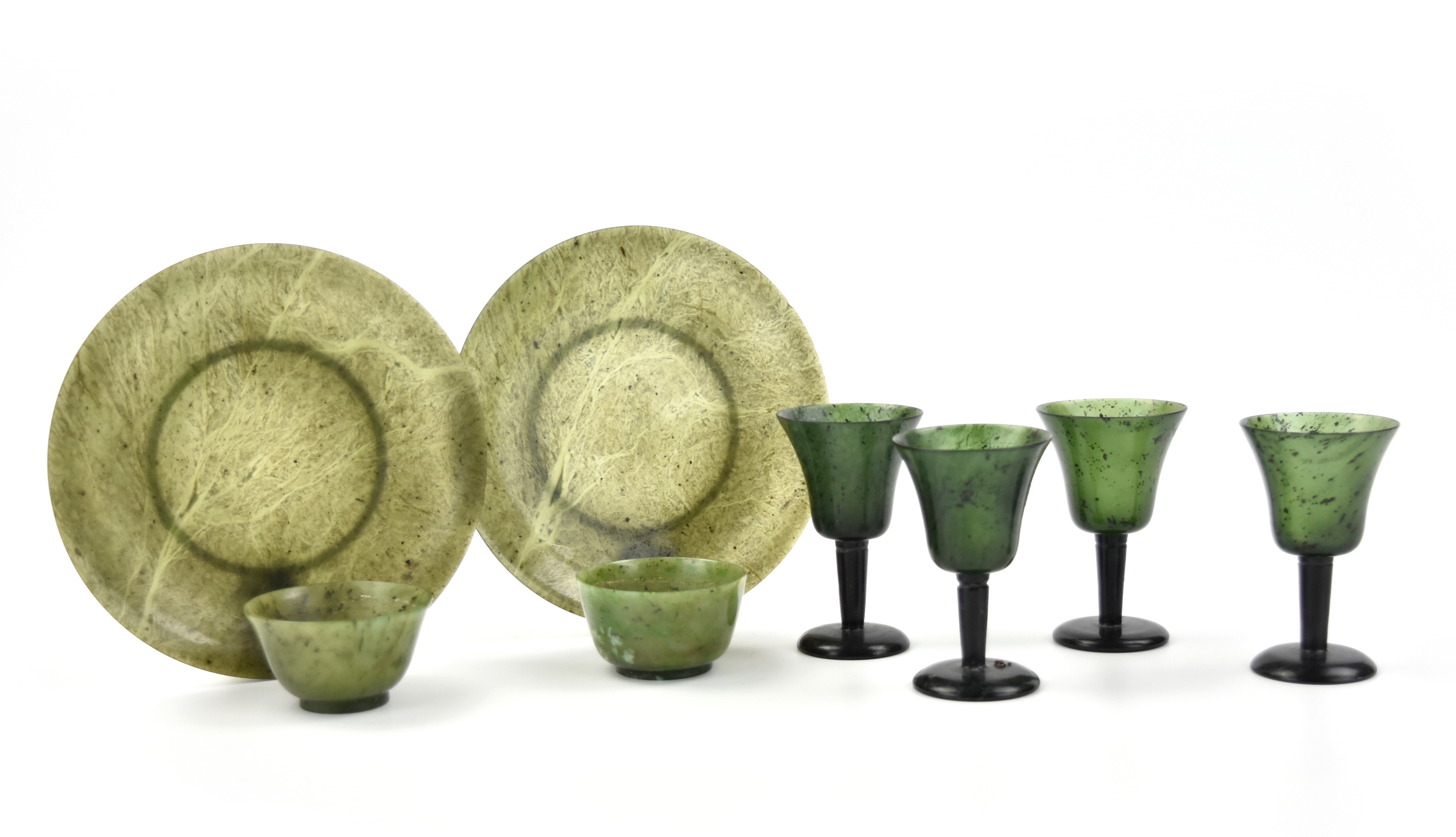 GROUP OF 8 SPINACH JADEITE CUPS &