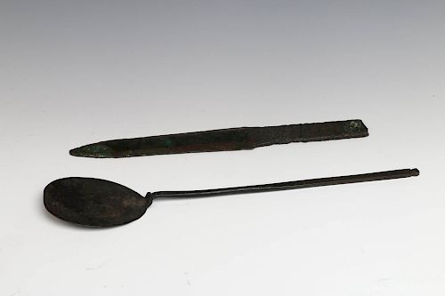 GROUP OF A BRONZE BLADE AND