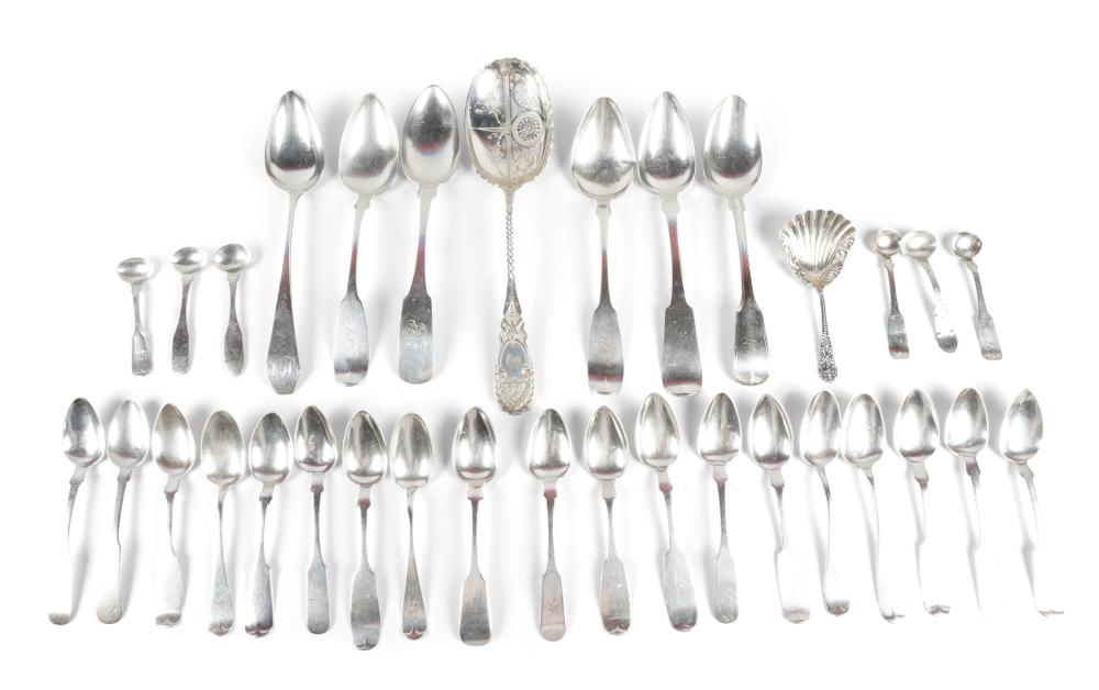 GROUP OF AMERICAN COIN SILVER