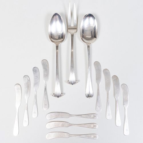 GROUP OF AMERICAN SILVER SERVING