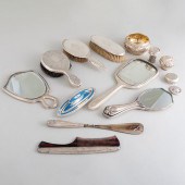 GROUP OF AMERICAN SILVER TOILE