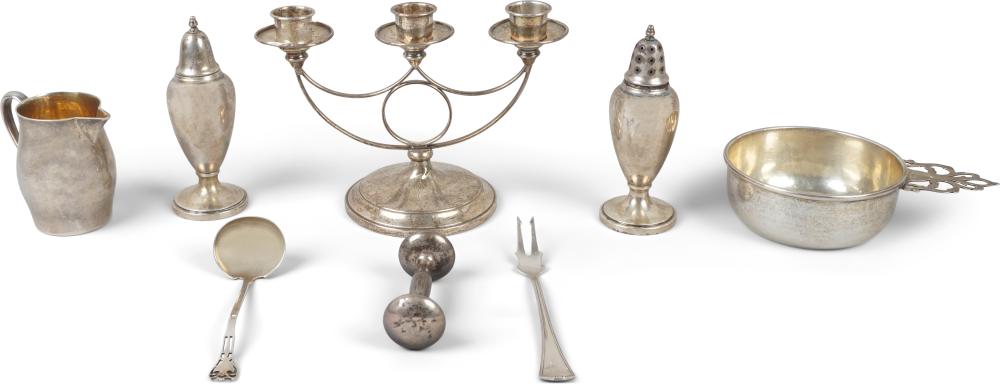 GROUP OF AMERICAN SMALL SILVER