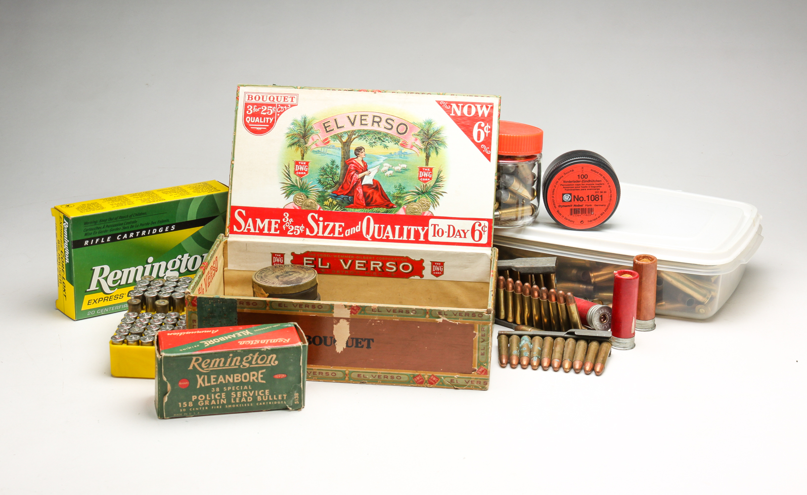 GROUP OF AMMUNITION AND BRASS