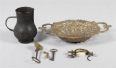GROUP OF ANTIQUE METAL ITEMSGR